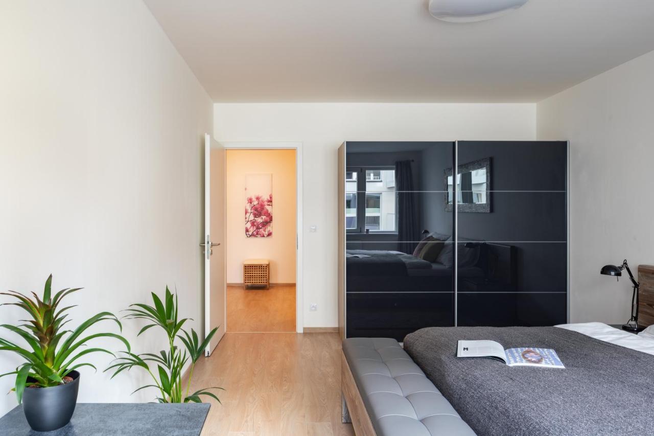 Prague Days - Exclusive Condo In Trendy Neighbourhood Bagian luar foto